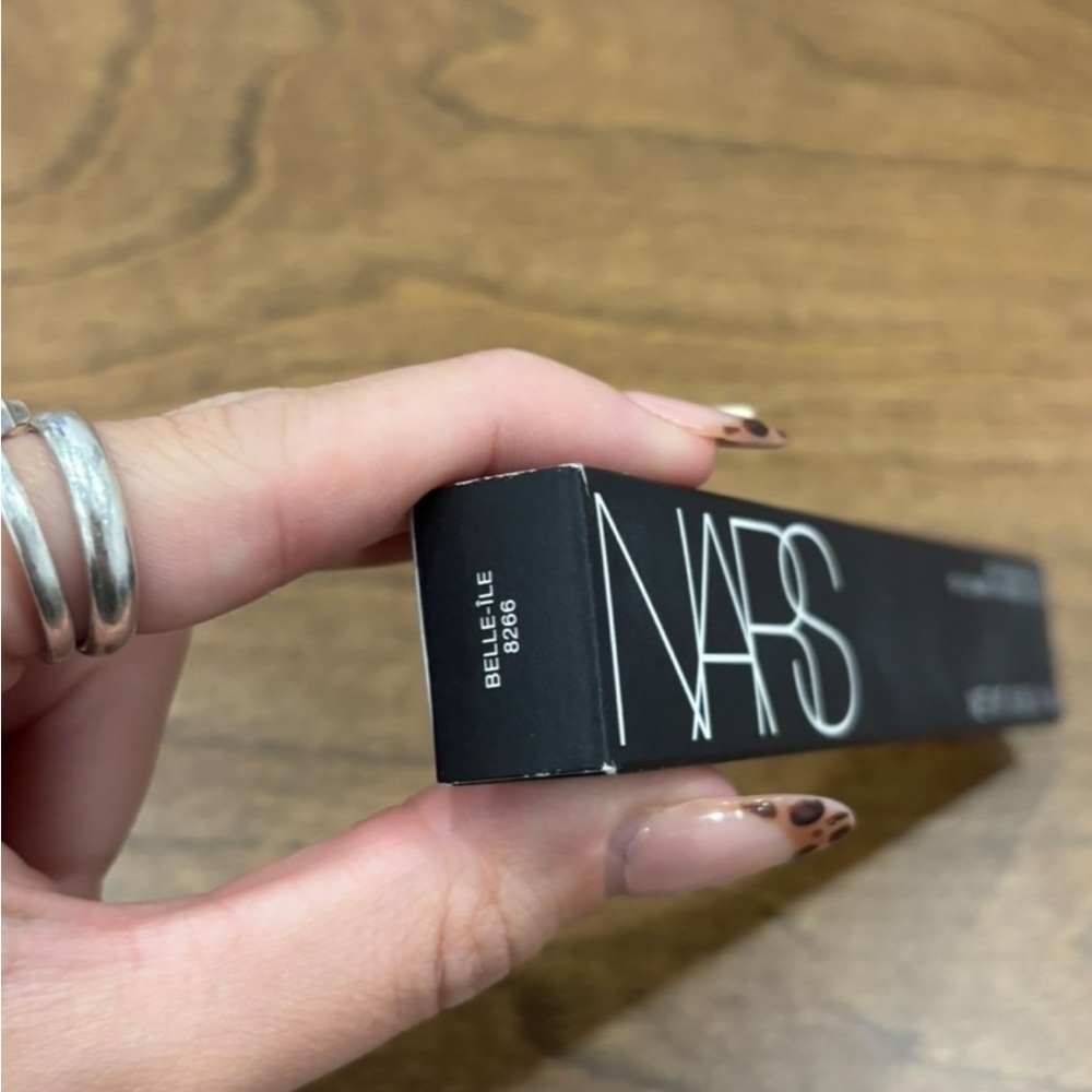 NWT NARS Makeup Bundle Deal - eyeliner, lip gloss & shadow stick - Picture 7 of 7